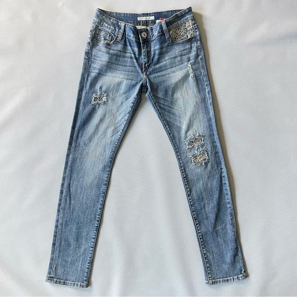 Stetson Pixie Sticks Low Waisted Denim Embroidered Distressed Women’s Size 10